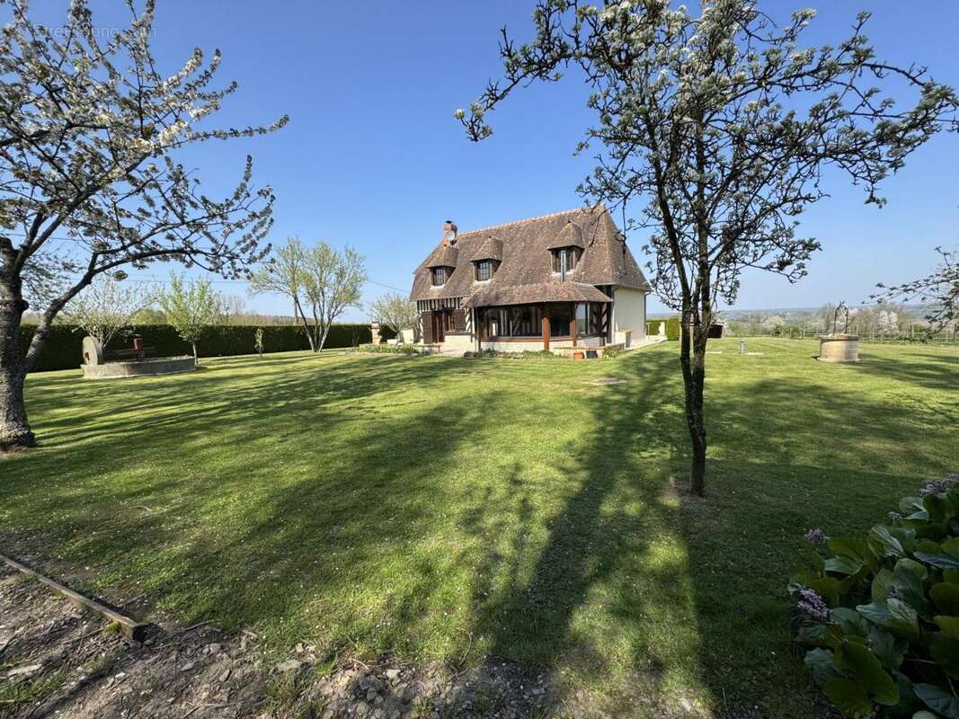 Maison à CAMBREMER