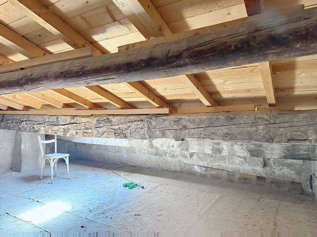 Avignon Intra-muros Duplex 157m² - 6 pièces - garage - photo 9