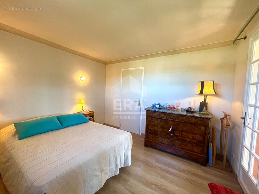 Maison à PERNES-LES-FONTAINES