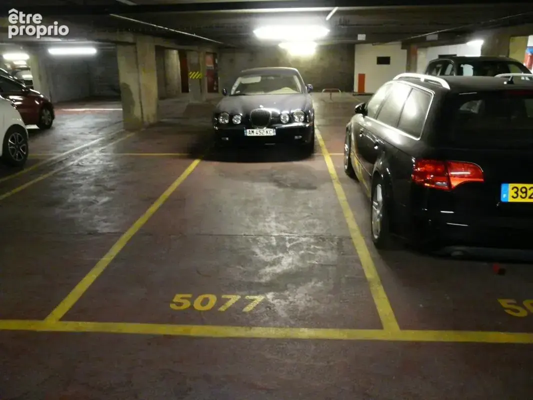 Parking à PARIS-13E