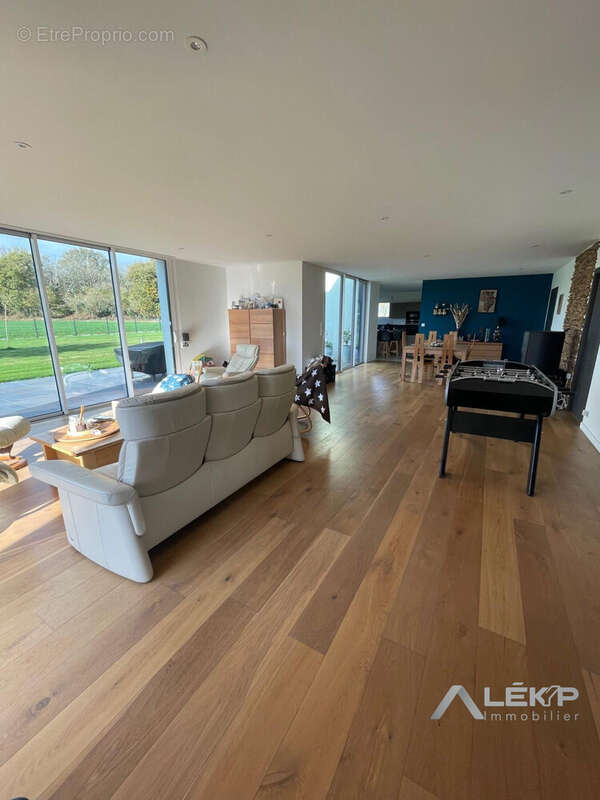 Maison à SAINT-VINCENT-SUR-OUST