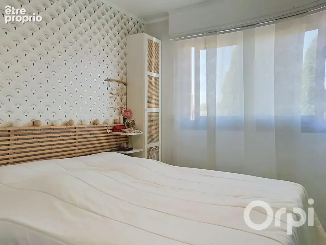 À Vendre Toulon Ouest Bon Rencontre,  Appartement T3 rénové en dernier étage avec un parking privatif - photo 5