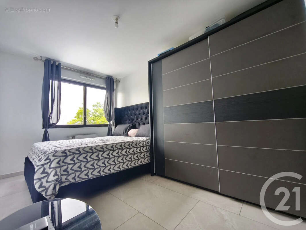 Appartement à SAINT-FONS