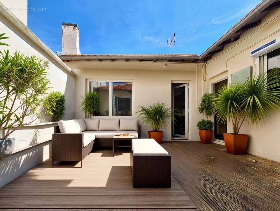 Appartement à CANNES