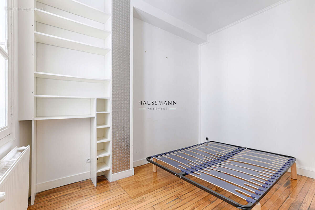 Appartement à PARIS-3E