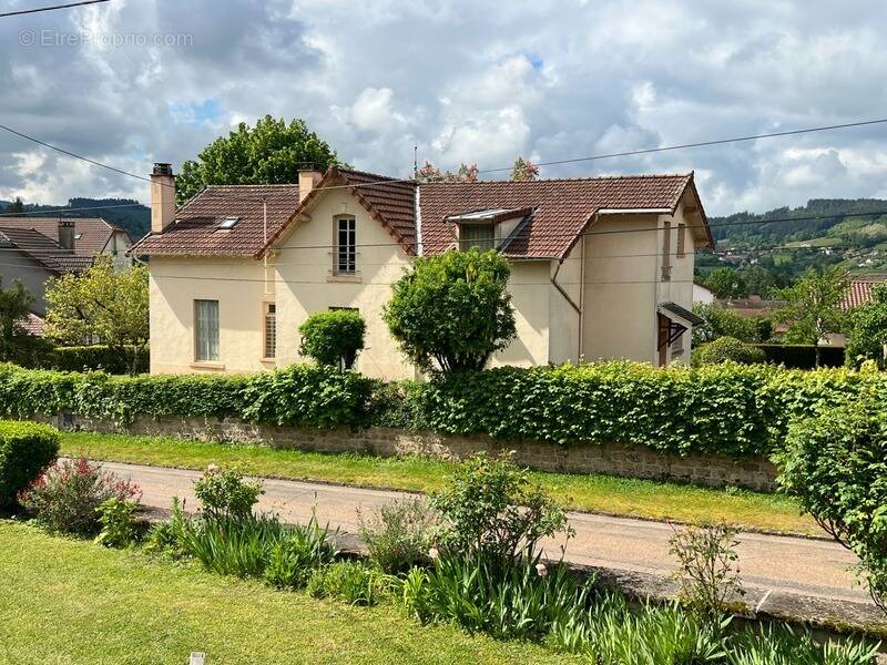 Maison à CHAUFFAILLES