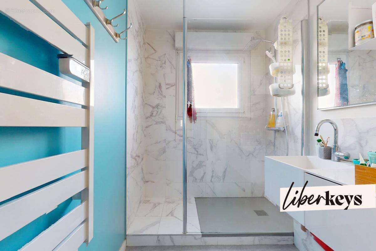 Appartement à COLOMBES