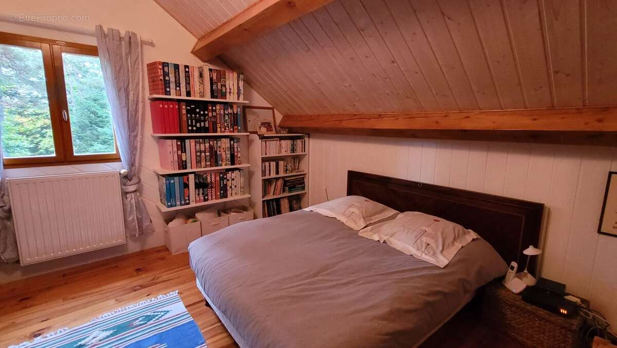 Maison à LE CHAMBON-SUR-LIGNON