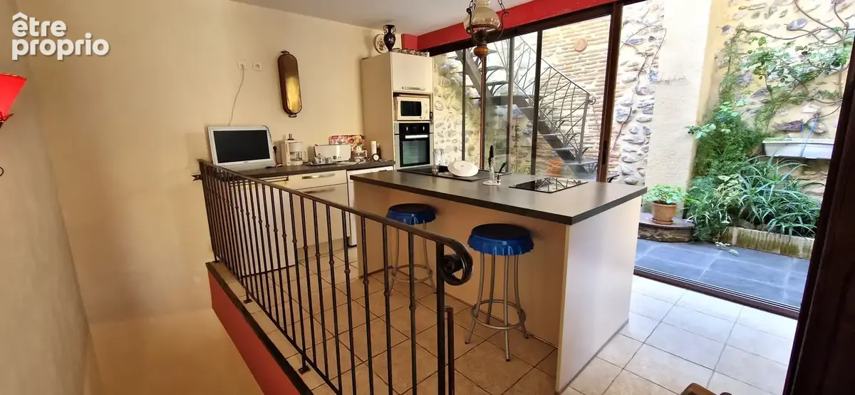 Exclusivité Ille Sur Têt - Coup de Coeur pour cette Superbe rénovation Atypique de 142 m2 avec patio et Terras - photo 5
