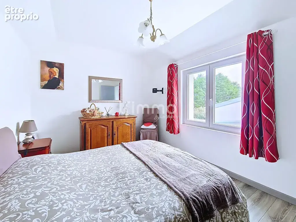Maison, 6 pièces de 145 m² à Ploéven 29550 - photo 16