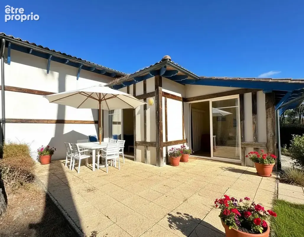 Appartement T3 avec terrasse à vendre au golf de Gujan-Mestras dans résidence avec piscine - photo 1