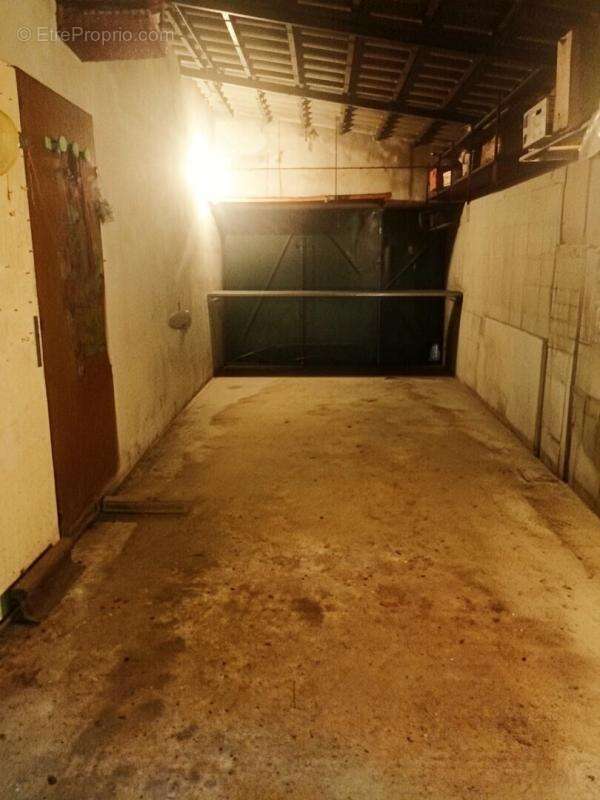 Maison de caractère avec terrain de 355 m², garage indépendant et deuxième terrain de 275²- 190 000 FAI - photo 12