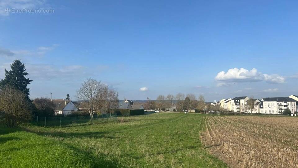 Terrain à SAINT-PIERRE-LES-ELBEUF