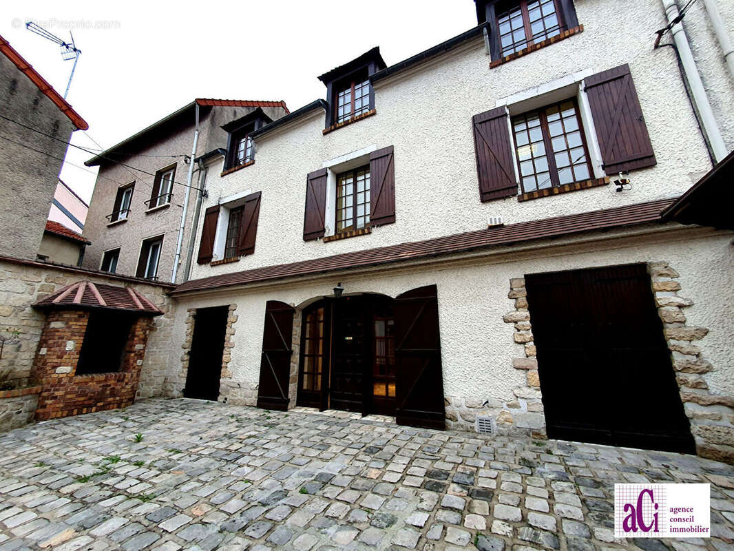 Maison à L&#039;HAY-LES-ROSES