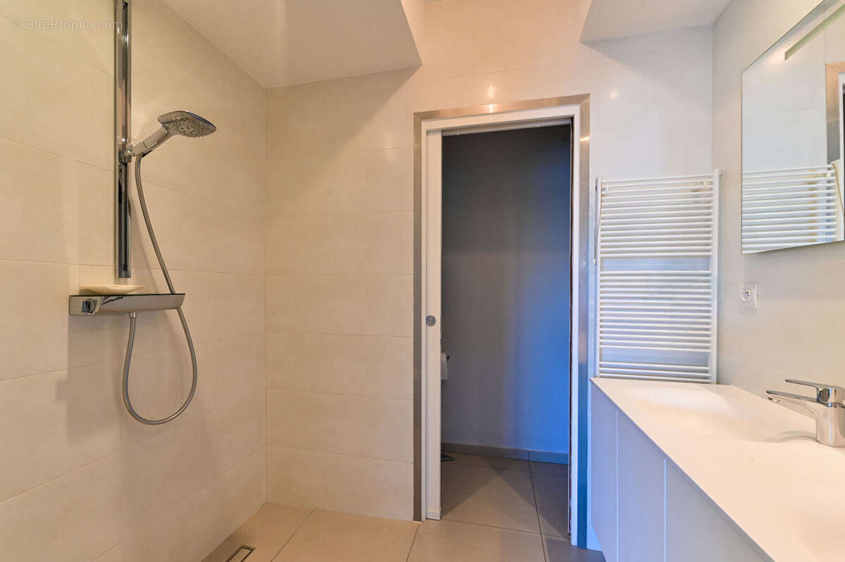 Appartement à LYON-5E