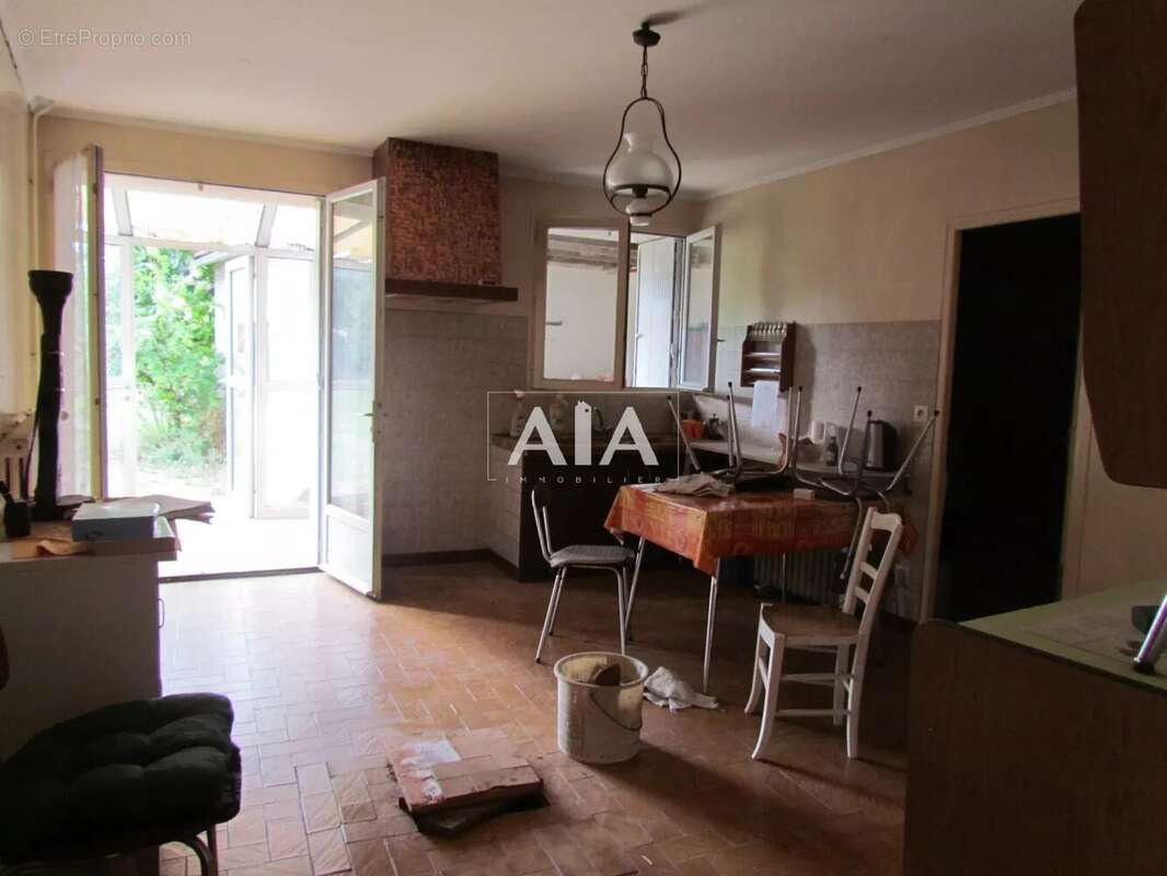 Maison à LIMALONGES