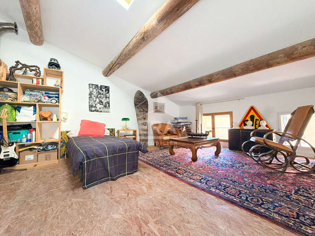 Maison à VILLELAURE