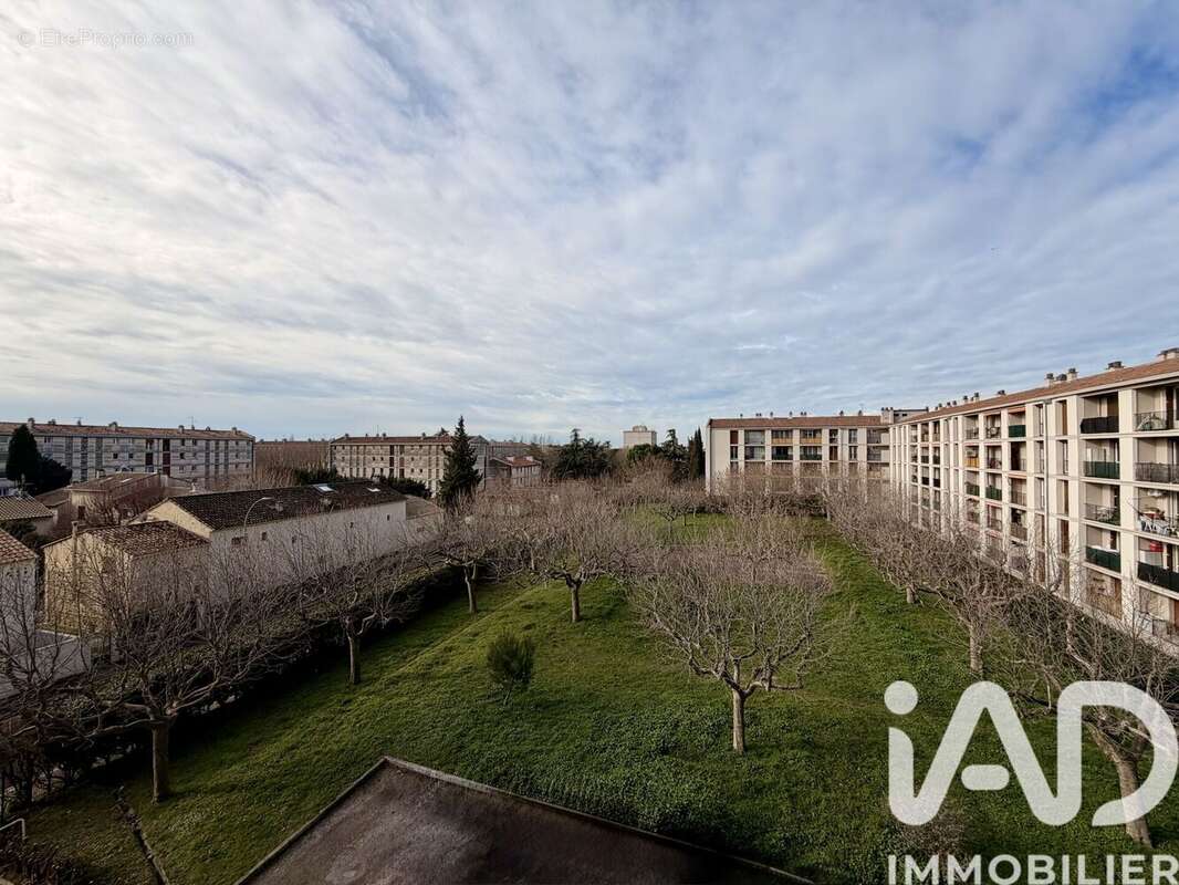 Photo 8 - Appartement à SALON-DE-PROVENCE