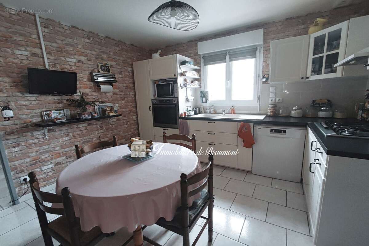 Maison à BEAUMONT-LE-ROGER