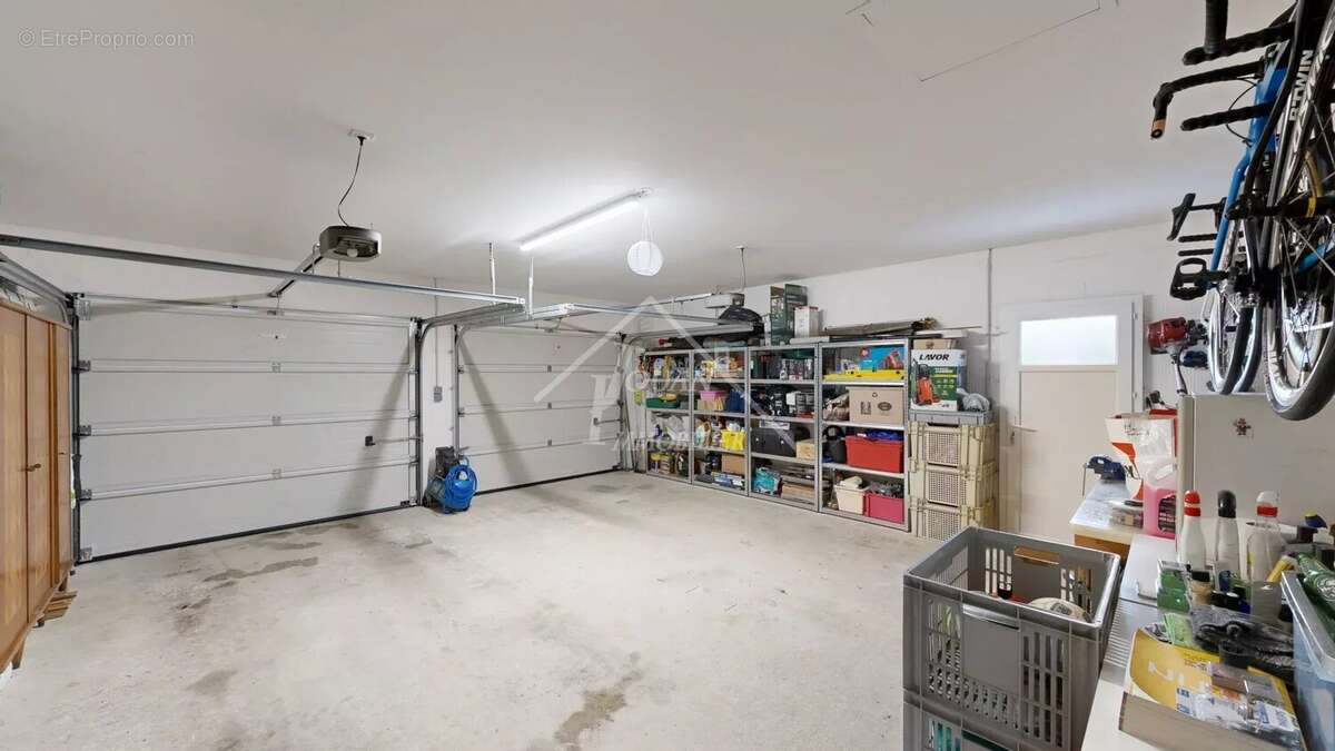 Maison à BROUT-VERNET