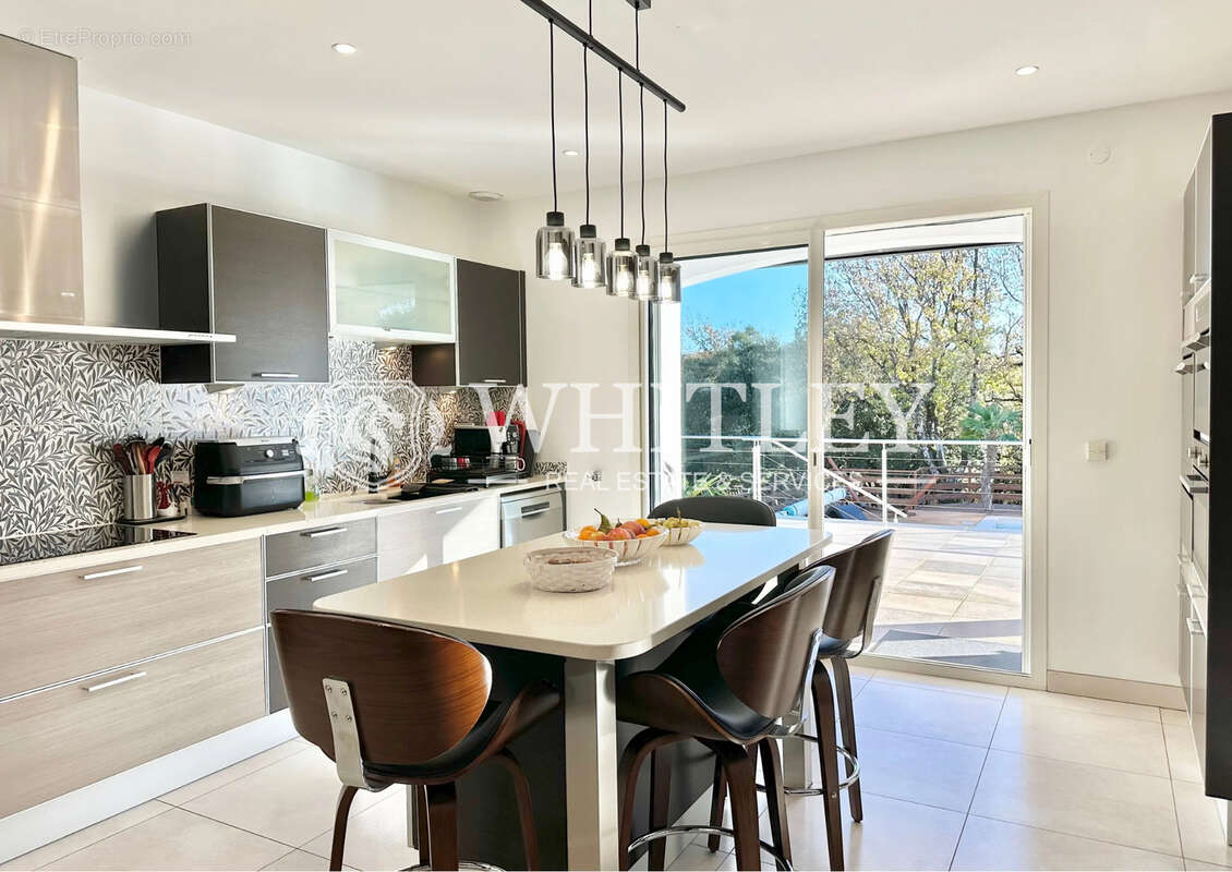 Maison à SAINT-MAXIMIN-LA-SAINTE-BAUME