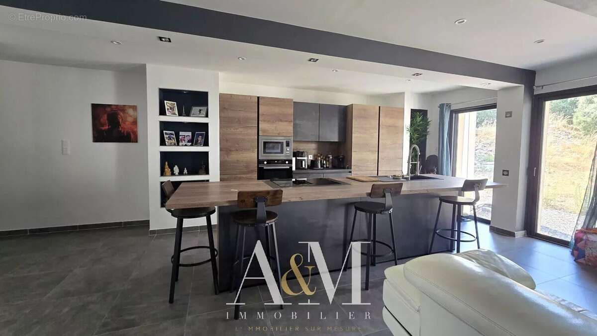Villa contemporaine de 175 m² sur 3 000 m² de terrain – Prestations haut de gamme à finaliser - photo 4