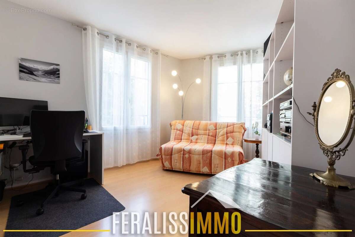 Appartement à COURDIMANCHE