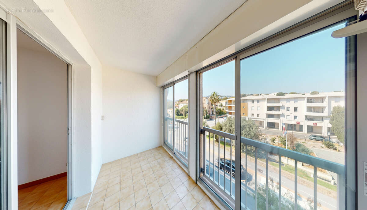 Appartement Saint Aygulf 1 pièce(s) 29 m² - photo 3