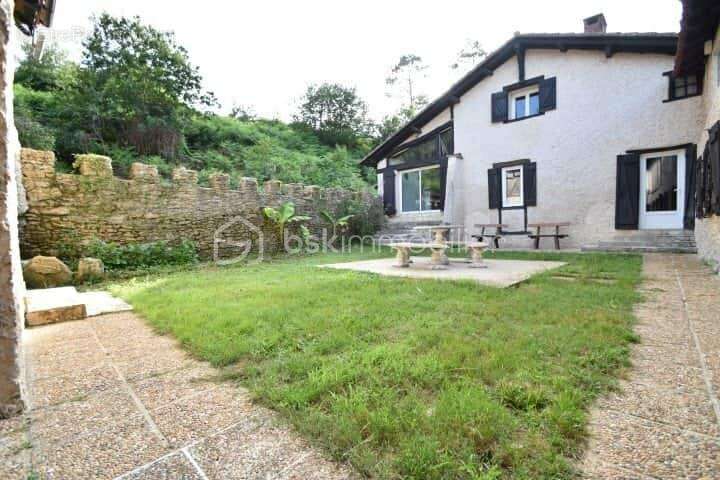 Maison à VILLENEUVE-DE-MARSAN