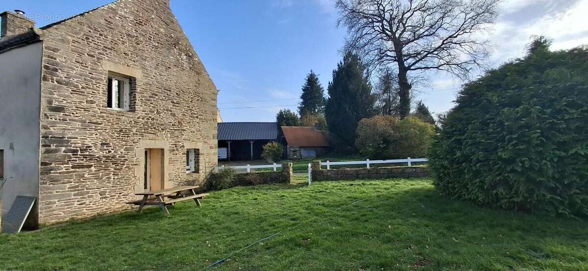 Photo 2 - Maison à PLUMELIAU