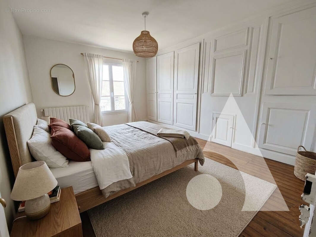 Maison à CREPY-EN-VALOIS