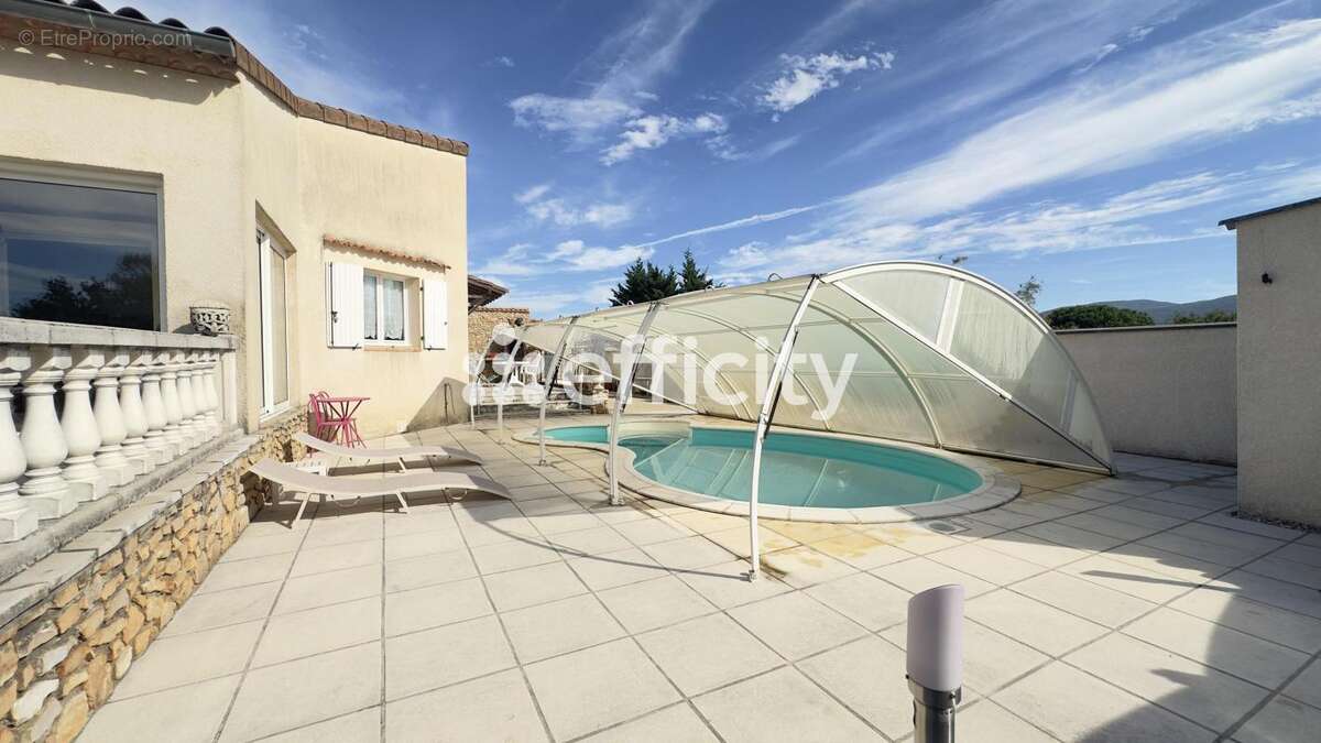 Maison à VALLON-PONT-D&#039;ARC