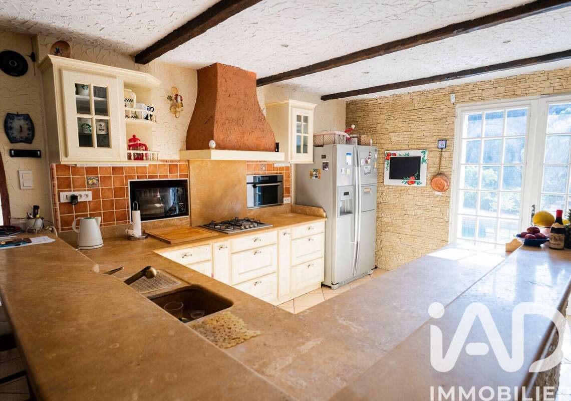 Photo 8 - Maison à FONTAINE-DE-VAUCLUSE