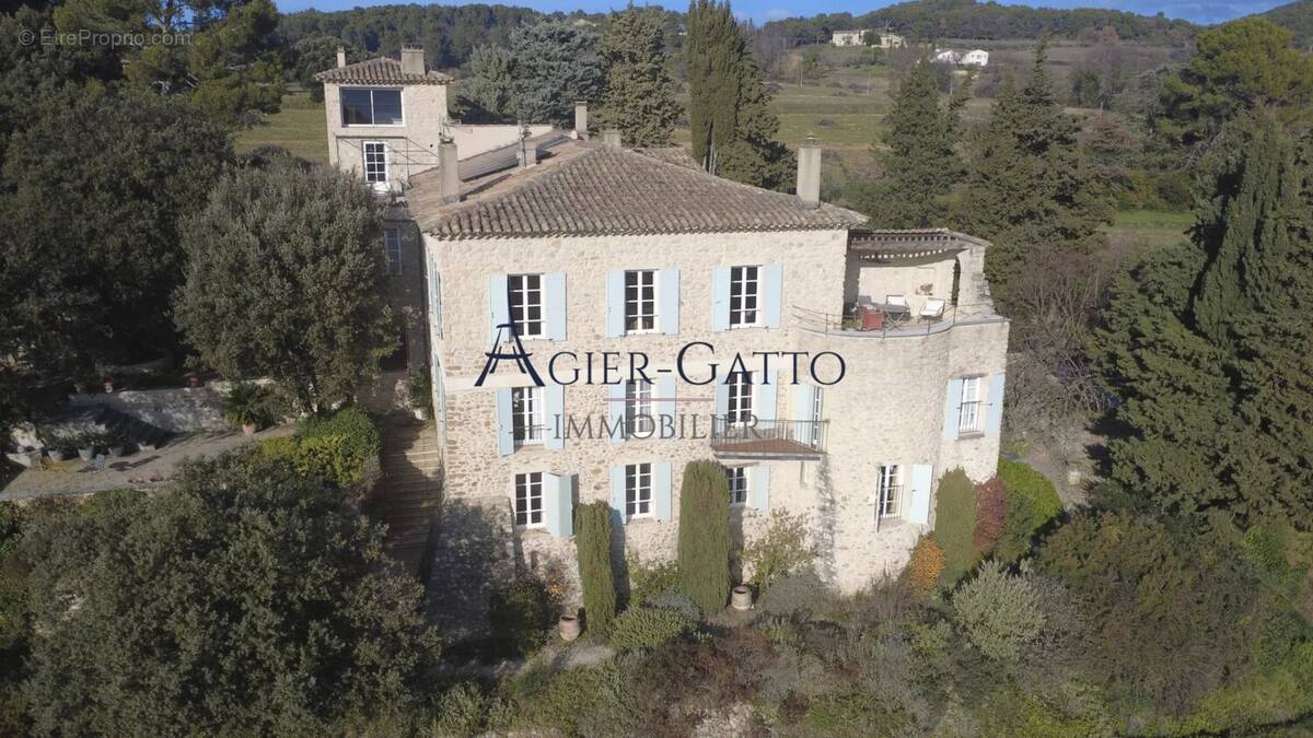 Maison à GRIGNAN