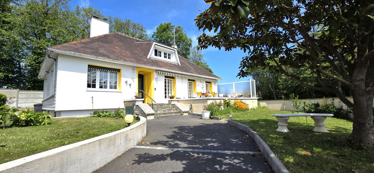 Maison à GRANDCAMP-MAISY