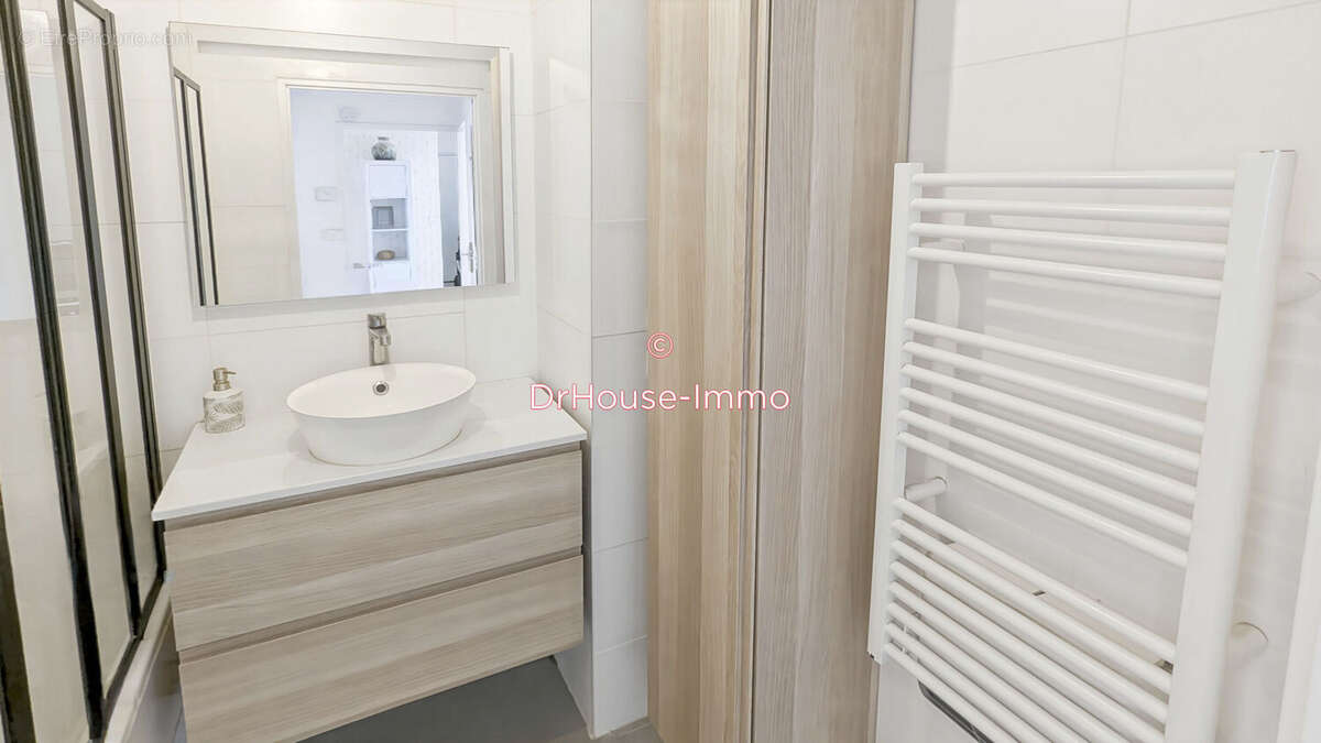 Appartement à LYON-8E