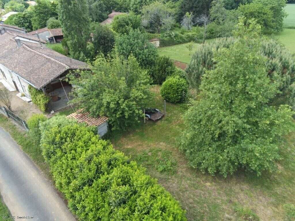 Maison à RUFFEC