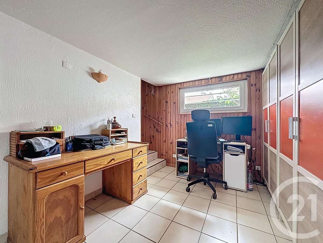 Maison à LIVRY-SUR-SEINE