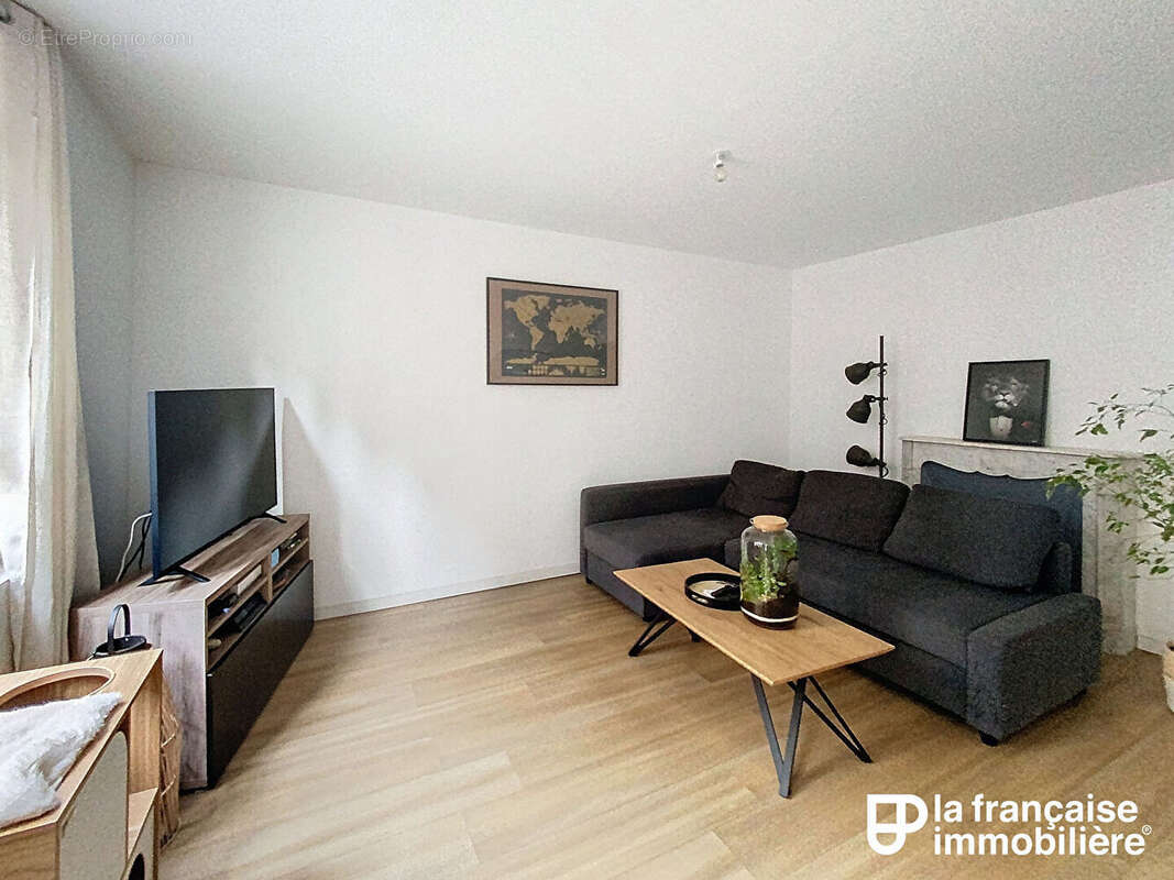Maison à vendre -  centre ville - Châteaugiron- Charme - photo 2