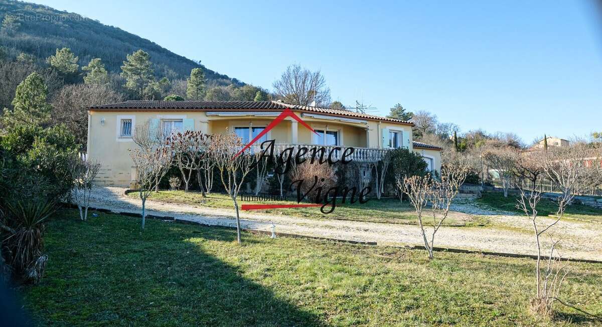 Maison à ROBIAC-ROCHESSADOULE