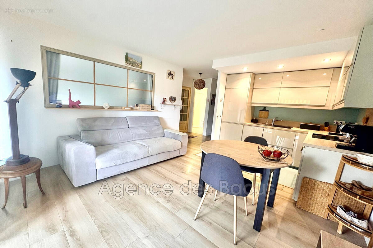 Appartement à VENCE