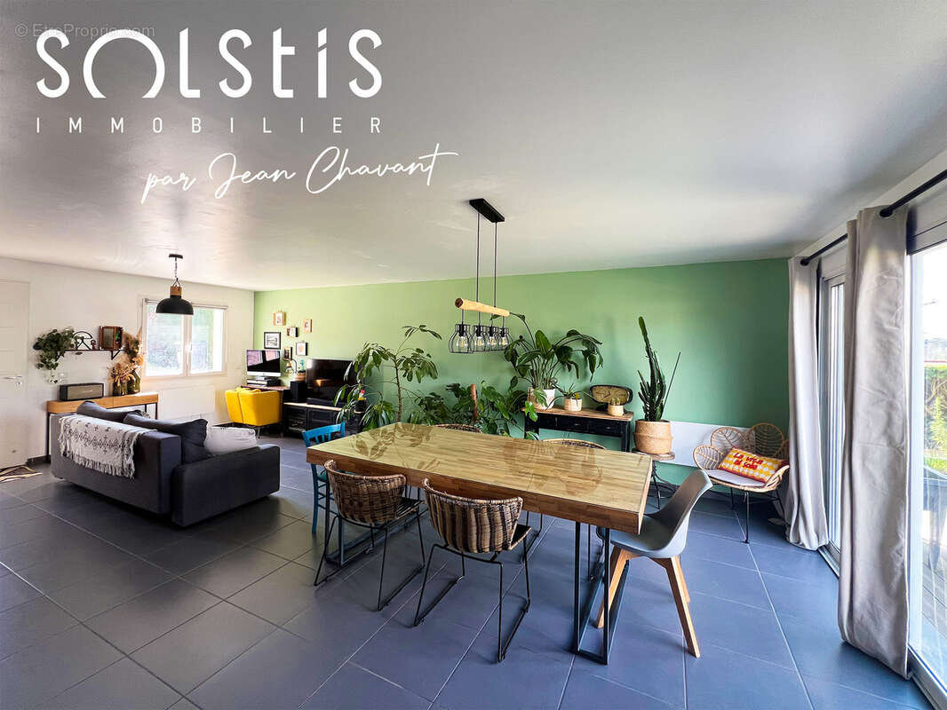 Maison à SAINT-MARTIN-LA-PLAINE