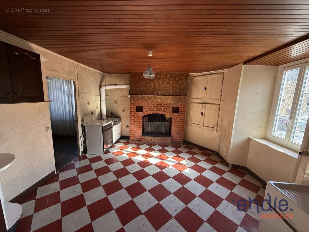 Maison à ROCHECHOUART