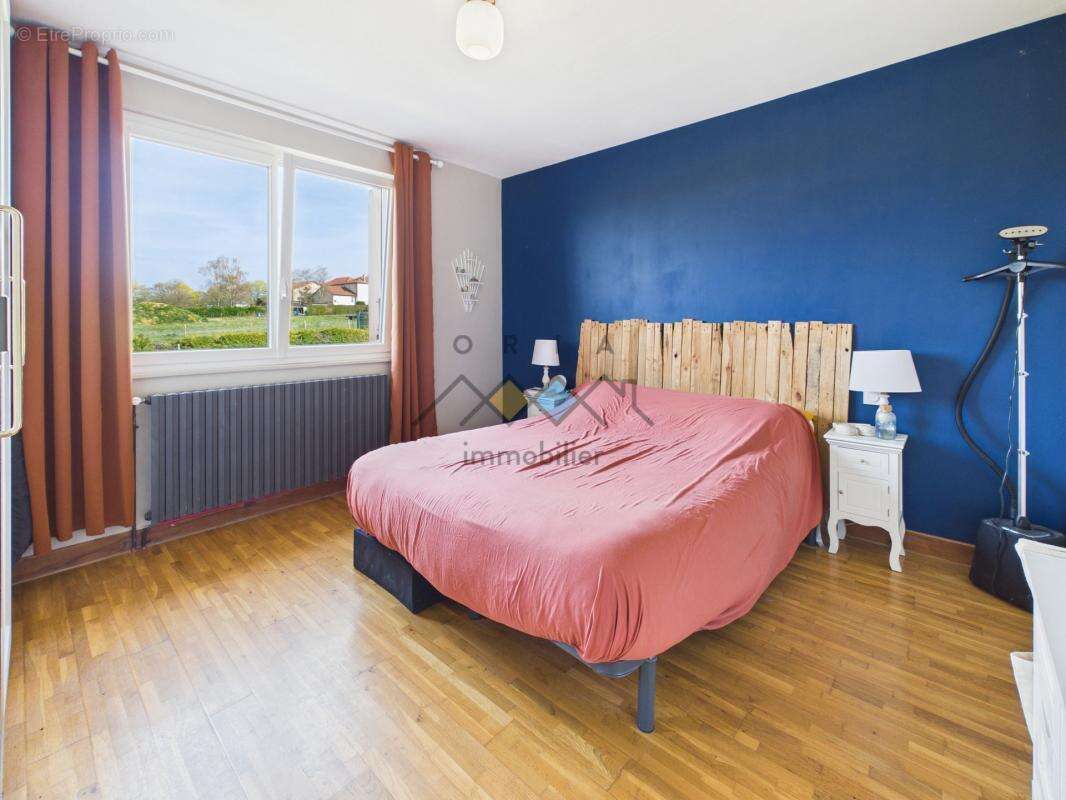 Maison à FEY-EN-HAYE