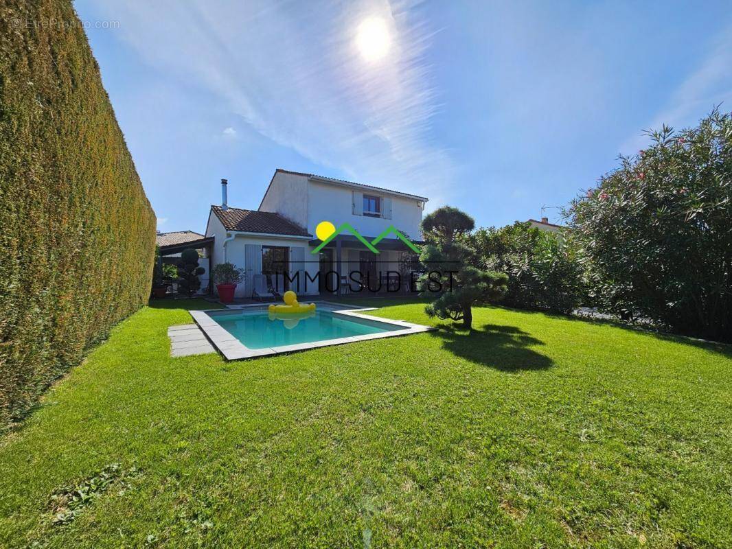 Maison à SAINT-MARCEL-LES-VALENCE