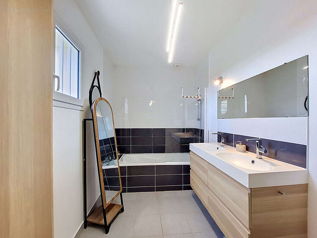Maison contemporaine à Carquefou - photo 10