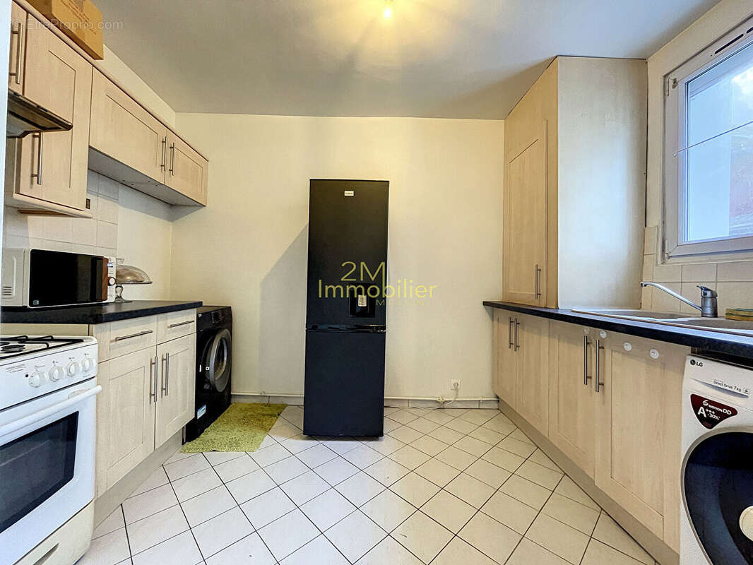 Maison à VAUX-LE-PENIL