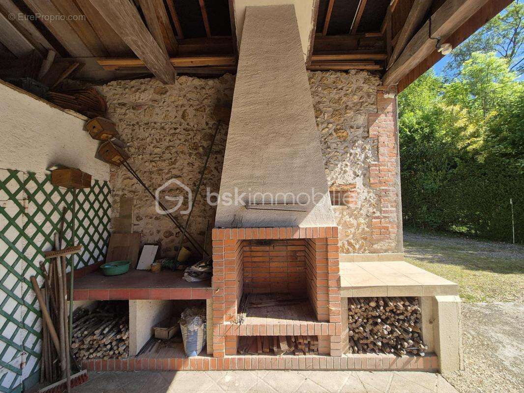 Maison à SAINT-MARTIN-SUR-OCRE