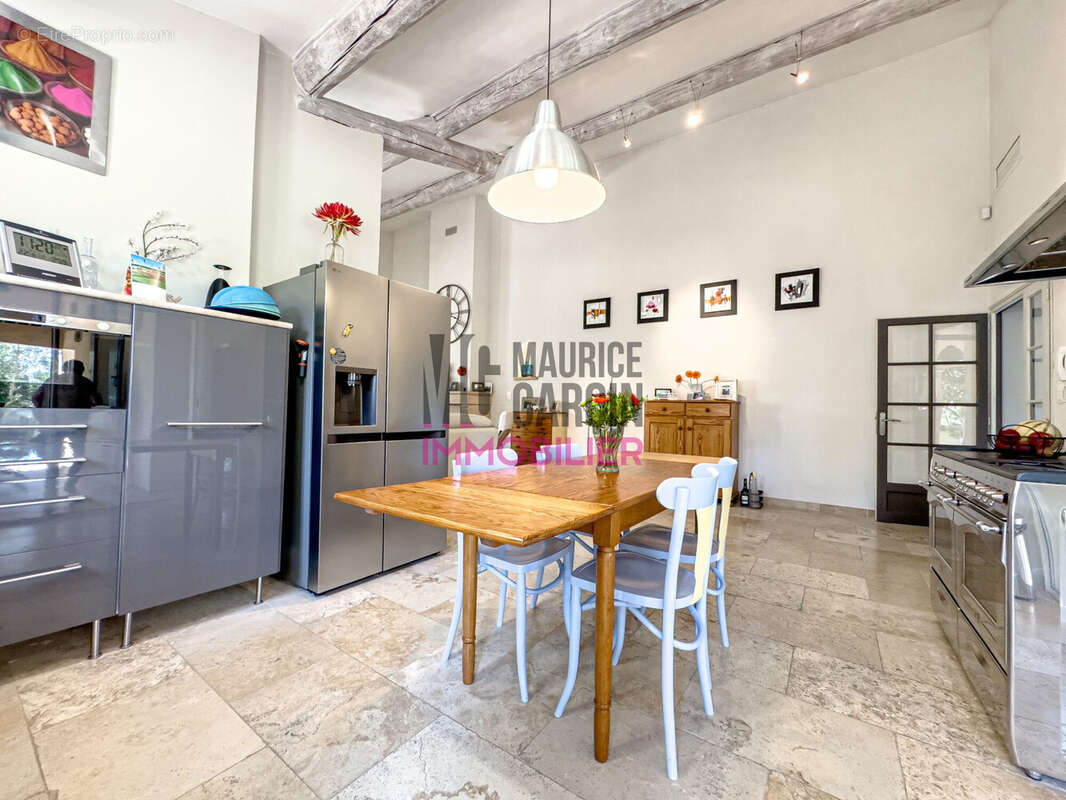 Maison 147 m² à Monteux  - photo 8