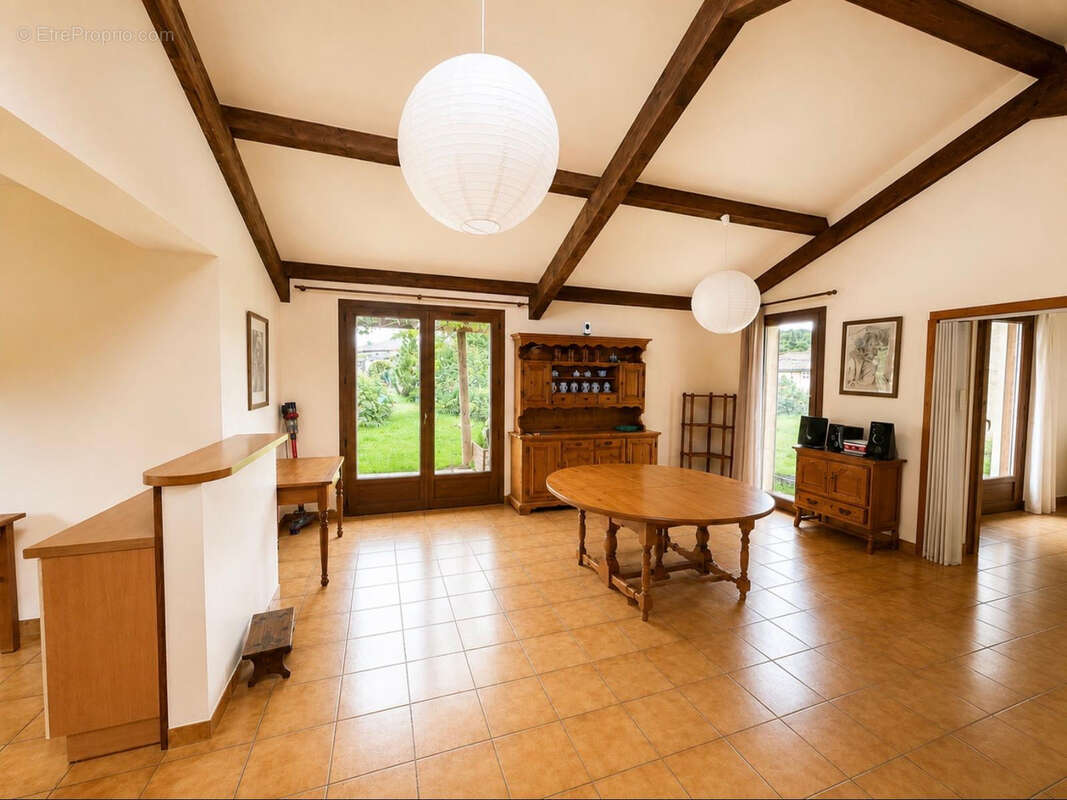 Exclusivité Villa d'architecte   Élégance, volumes et cadre privilégié - photo 8
